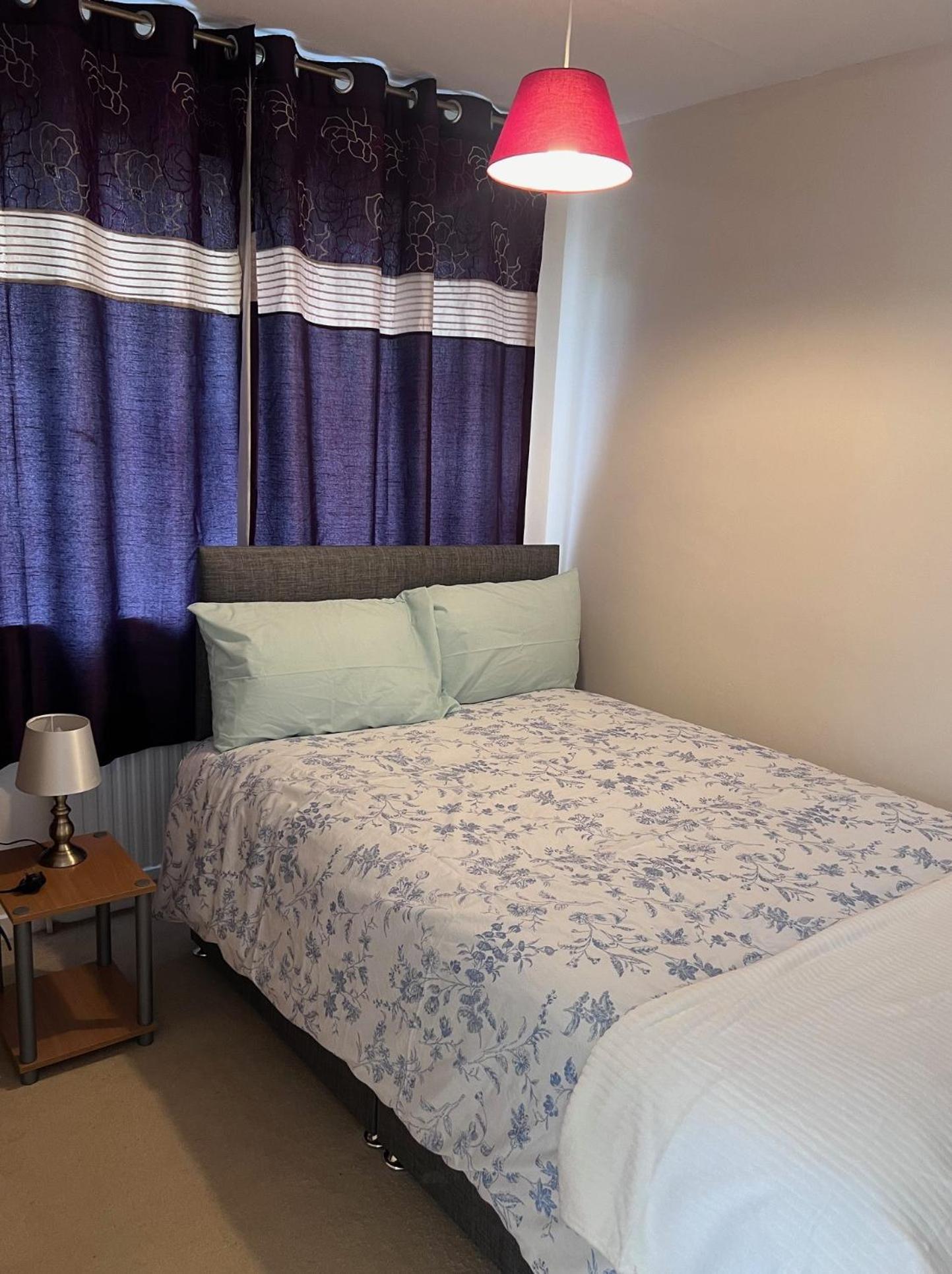 Newport Pagnel Guest House نيوبورت باجنل المظهر الخارجي الصورة